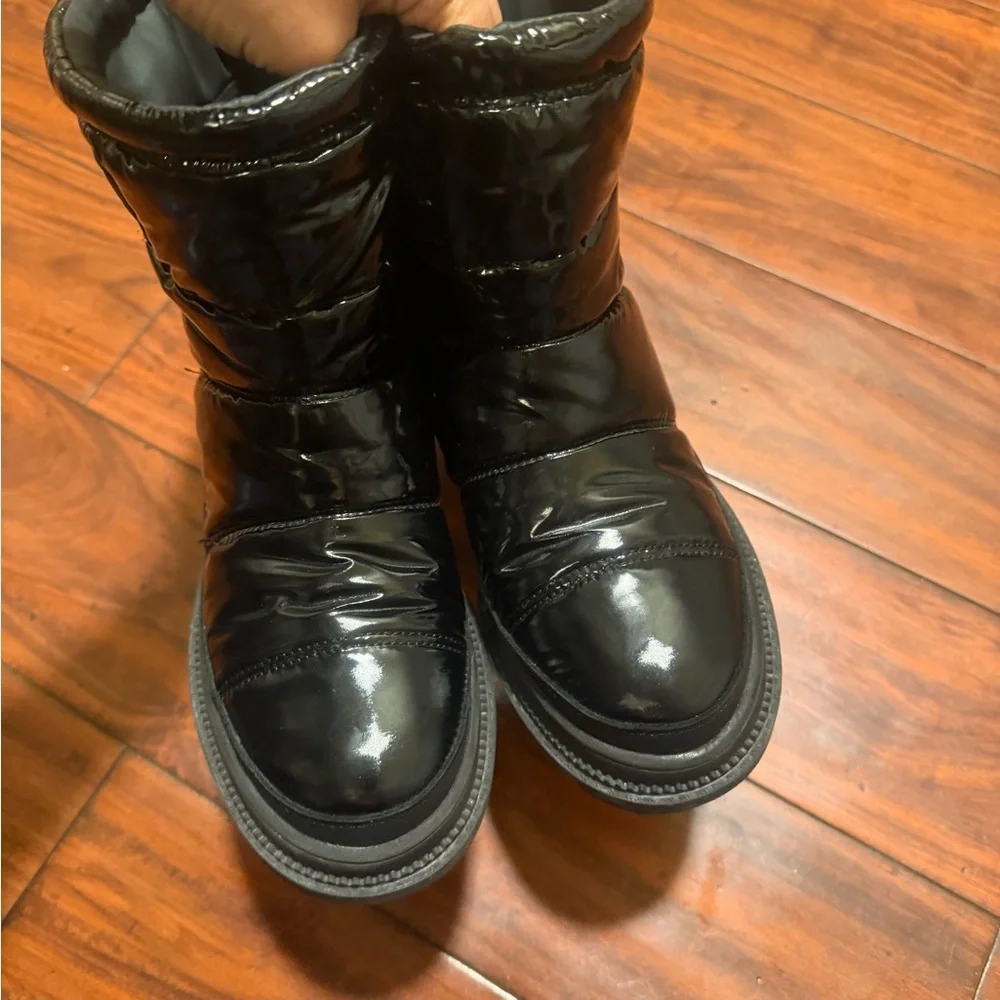 Sam Edelman Black Quilted Puffer Ankle Booties - Picture 13 of 15